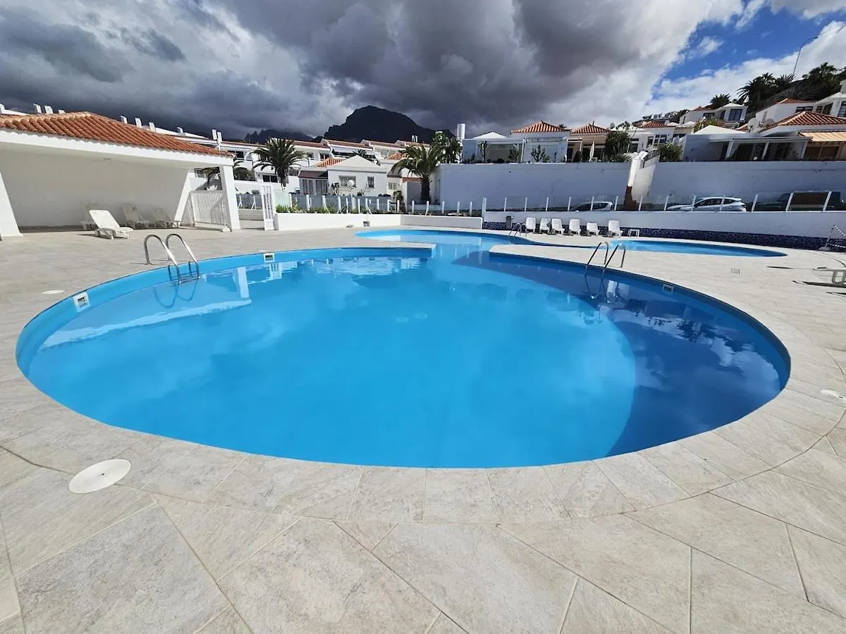 Bungalow Julia Tenerife 阿德耶